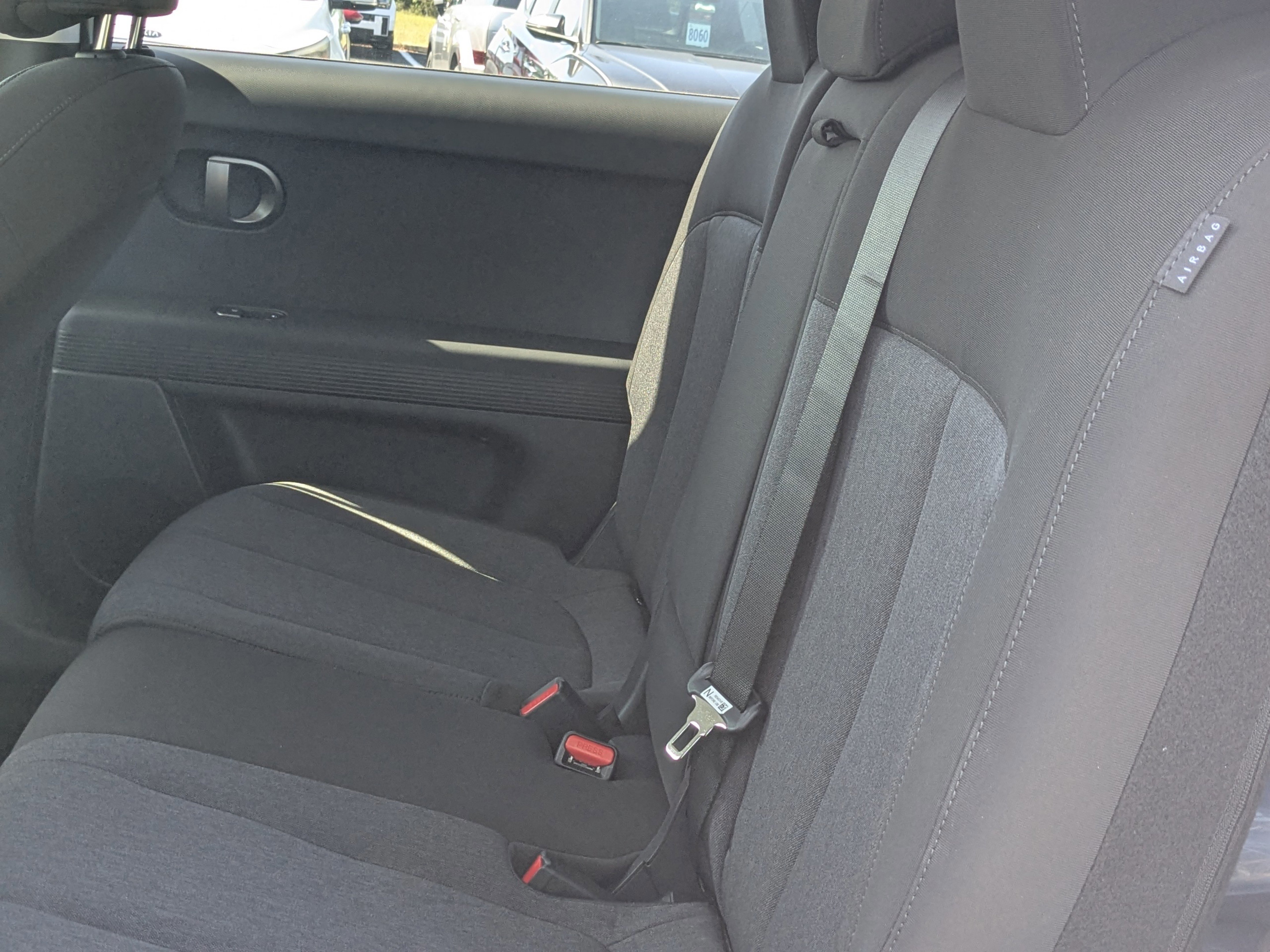 2025 Hyundai IONIQ 5 SE - Photo 45