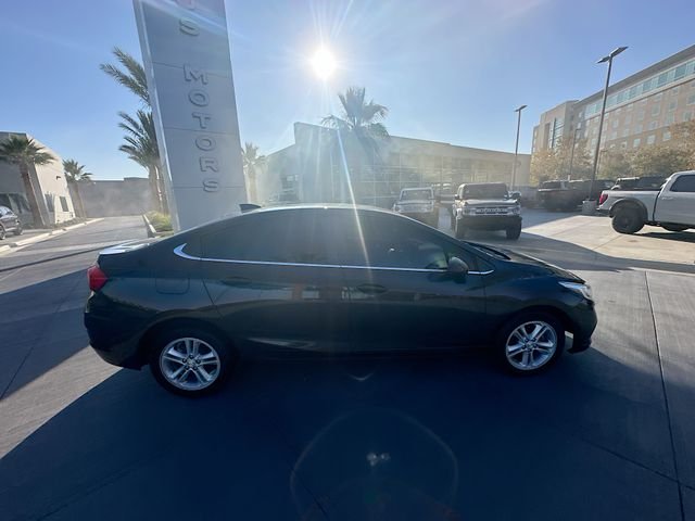 Used 2018 Graphite Metallic Chevrolet LT image 8
