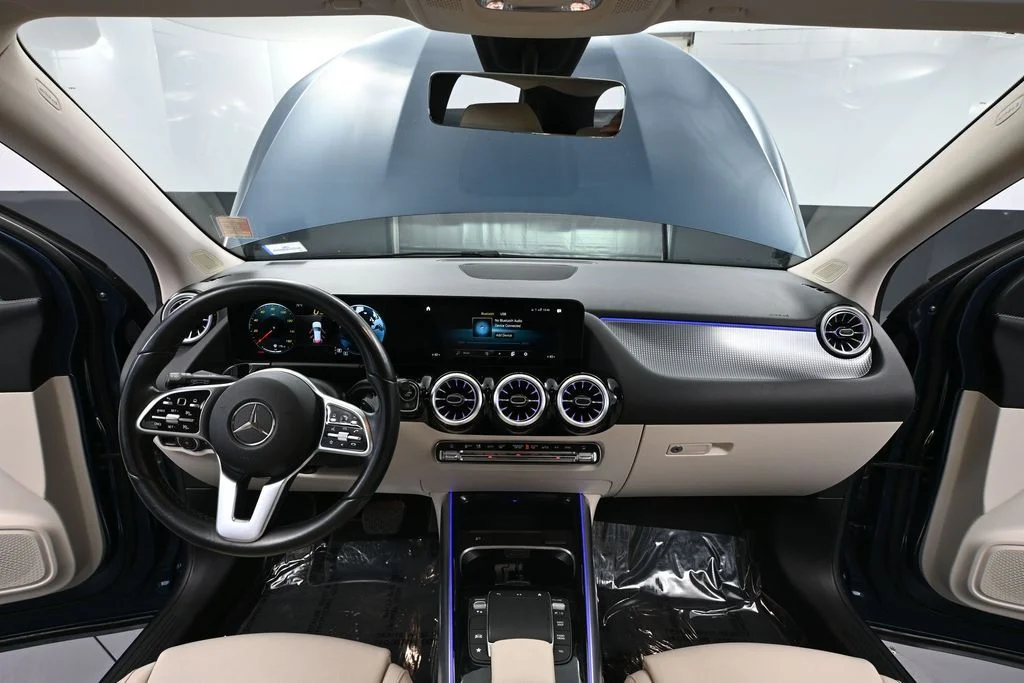 Used 2022 Blue Mercedes-Benz GLA 250 image 18