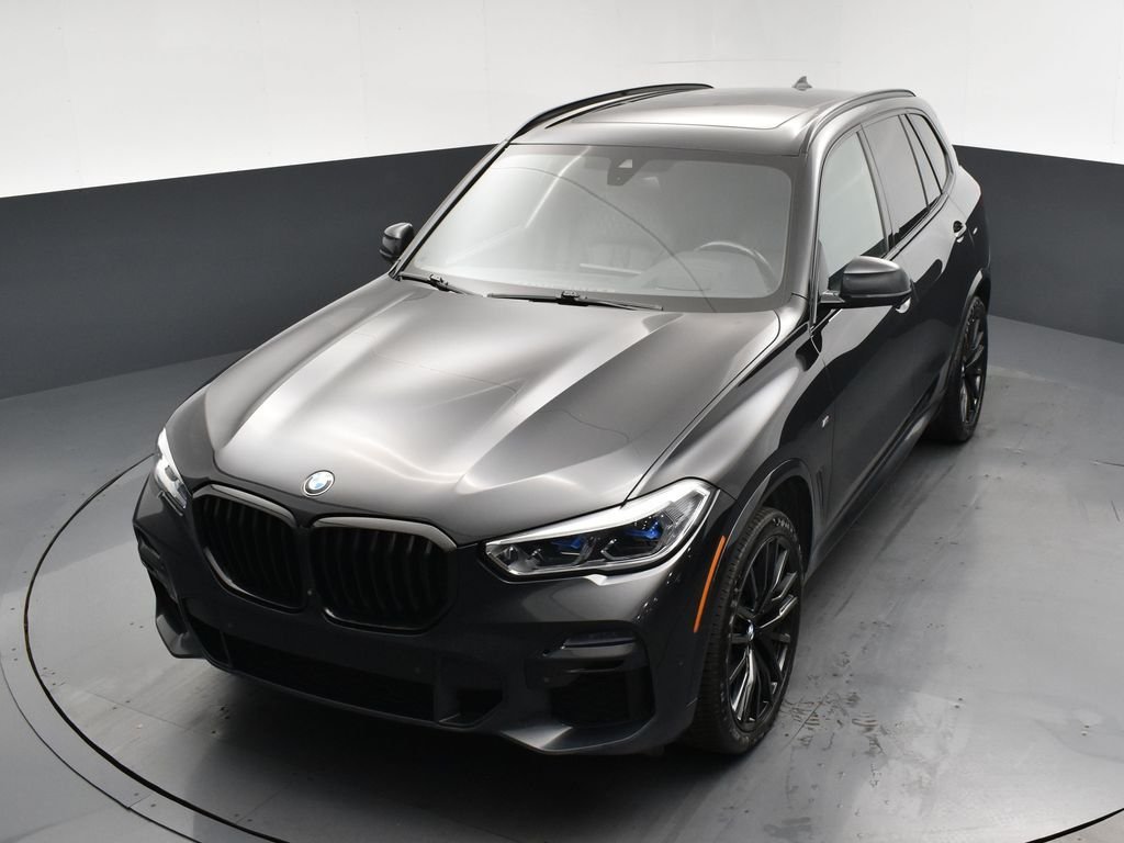 Used 2021 Black BMW M50i image 18