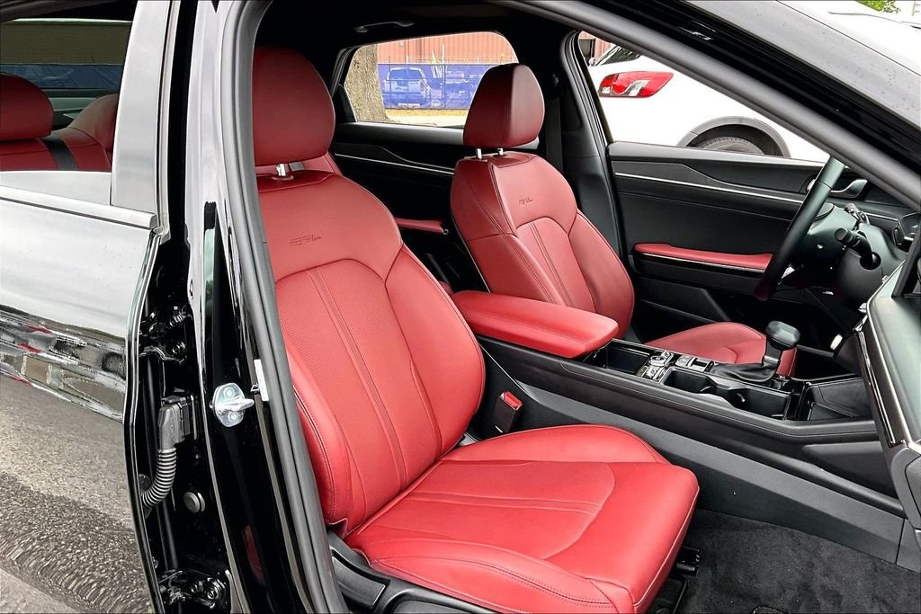 Used 2025 Black Kia GT-Line image 29
