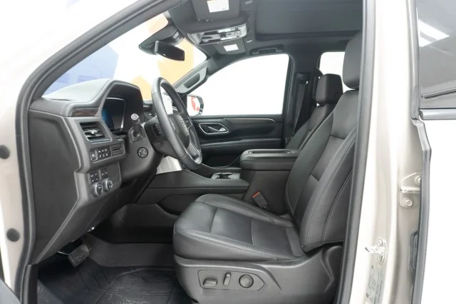 Used 2023  Chevrolet Z71 image 18