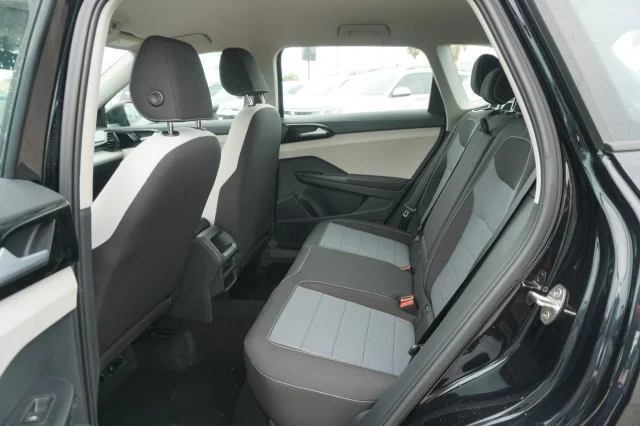 2025 Volkswagen Taos S - Photo 19
