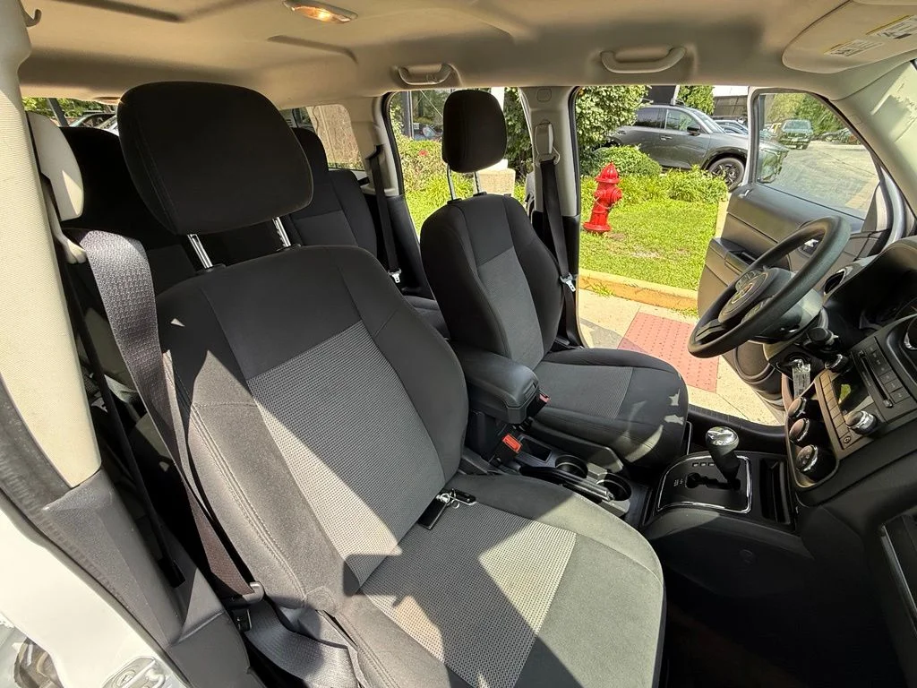 Used 2015 White Jeep Sport image 25