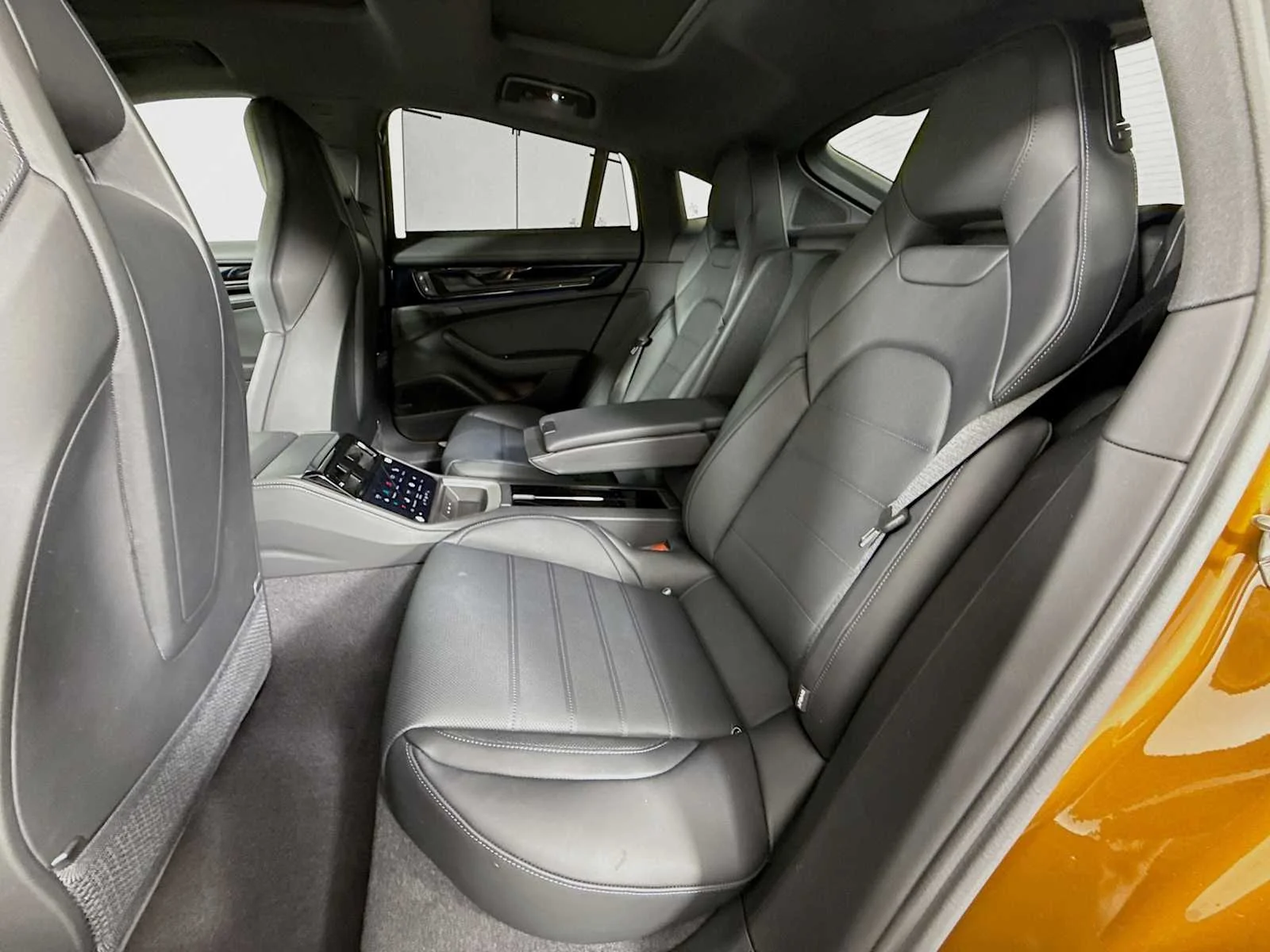 2026 Porsche Panamera 4 E-Hybrid - Photo 24