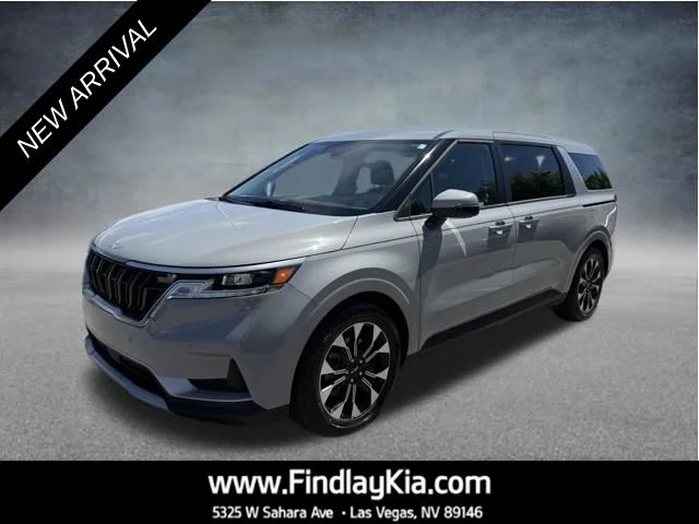 2023 Kia Sedona EX's photo