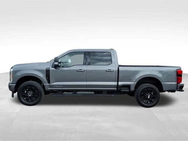 Used 2024 Gray Ford Lariat image 4