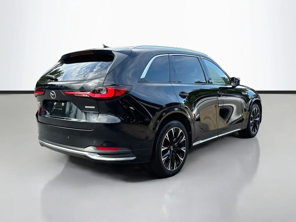 Certified Used 2024 Jet Black Mazda 3.3 Turbo S image 7
