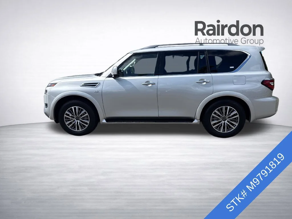 Used 2021 Brilliant Silver Metallic Nissan SL image 4