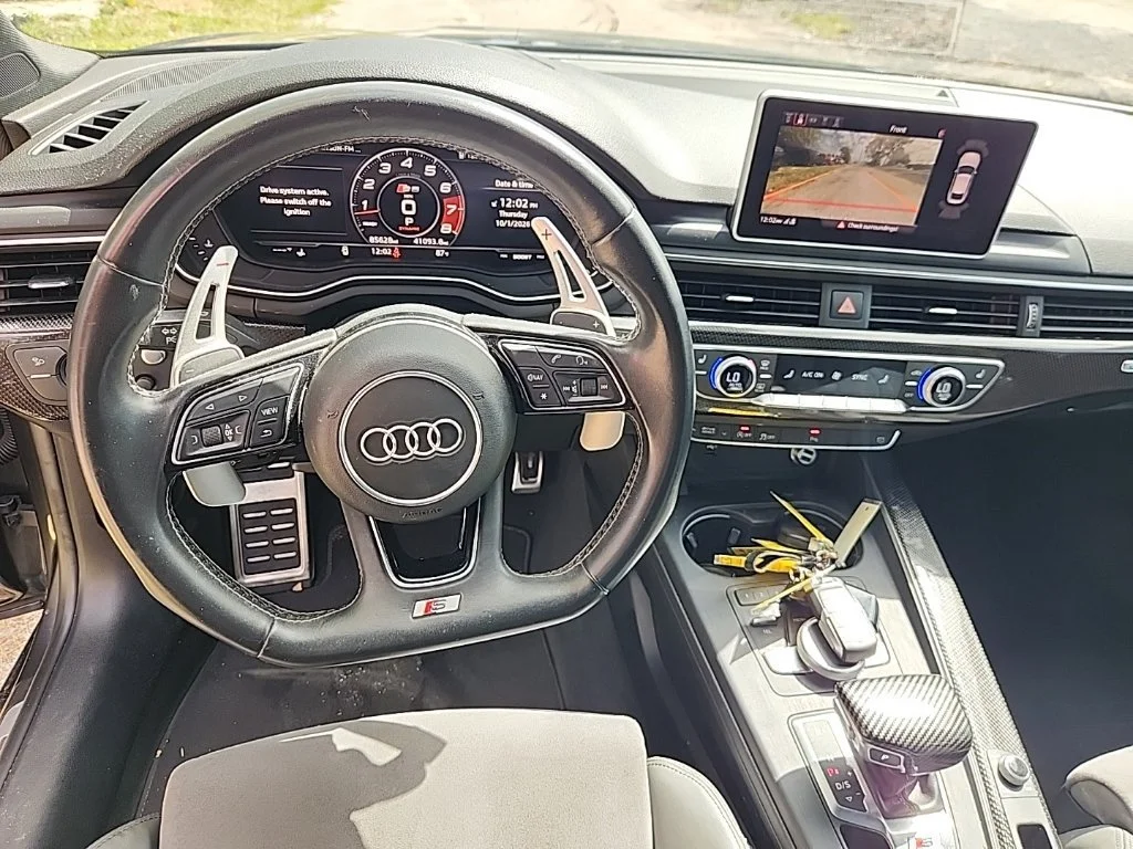 Used 2018 Daytona Gray Pearl Effect Audi Prestige image 4