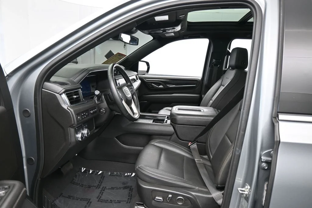 Used 2024 Sterling Metallic GMC Denali image 10