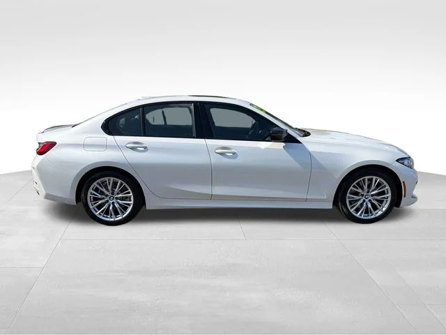 2023 BMW 3 Series 330i - Photo 8
