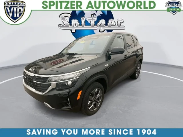 Certified Used 2024 Black Kia LX image 4