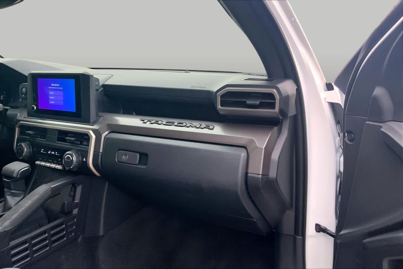 Used 2024 Ice Cap Toyota SR5 image 18