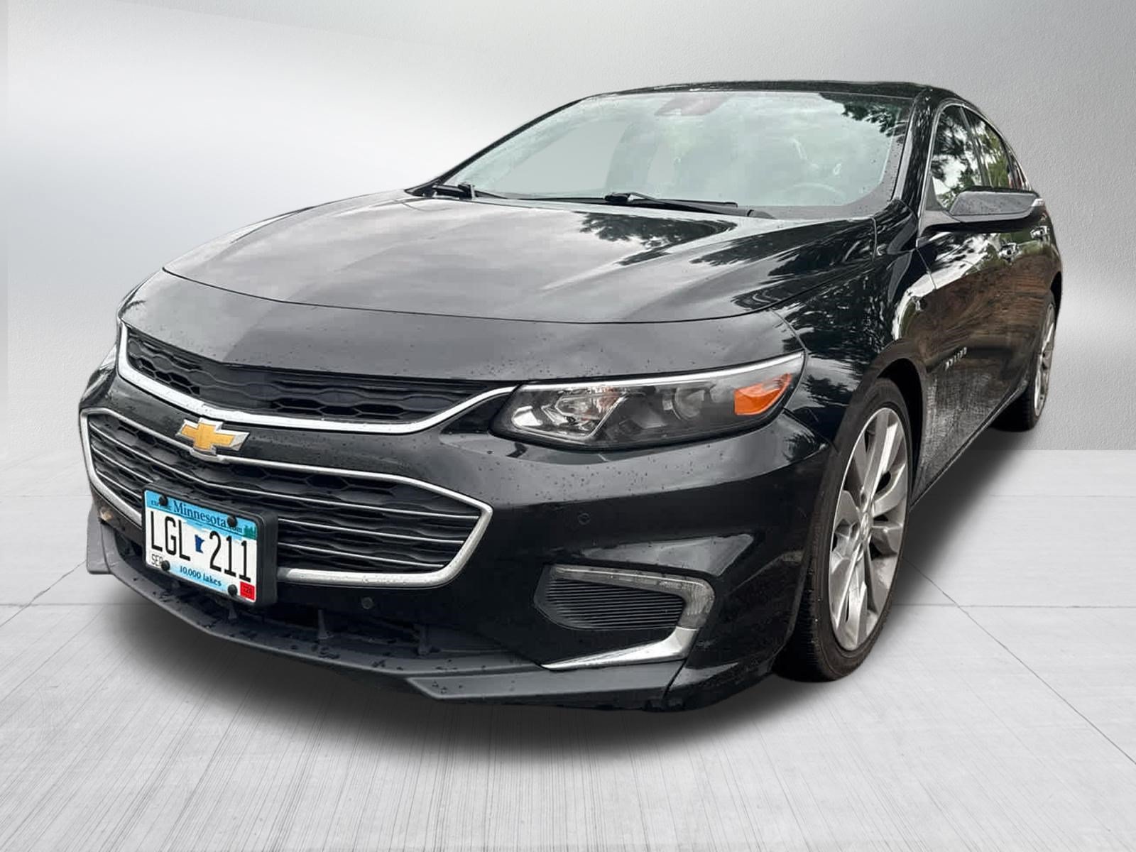 Used 2017 MOSAIC BLACK METALLIC Chevrolet Premier image 3