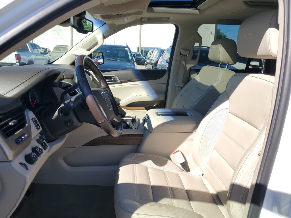 Used 2020 White GMC Denali image 10