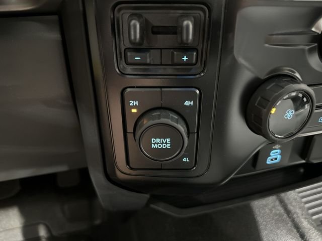 New 2026 Oxford White Ford F-550® XL image 28