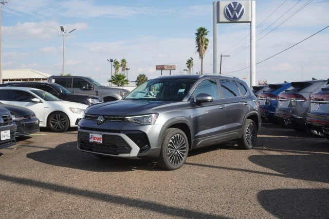 2026 Volkswagen Taos SE