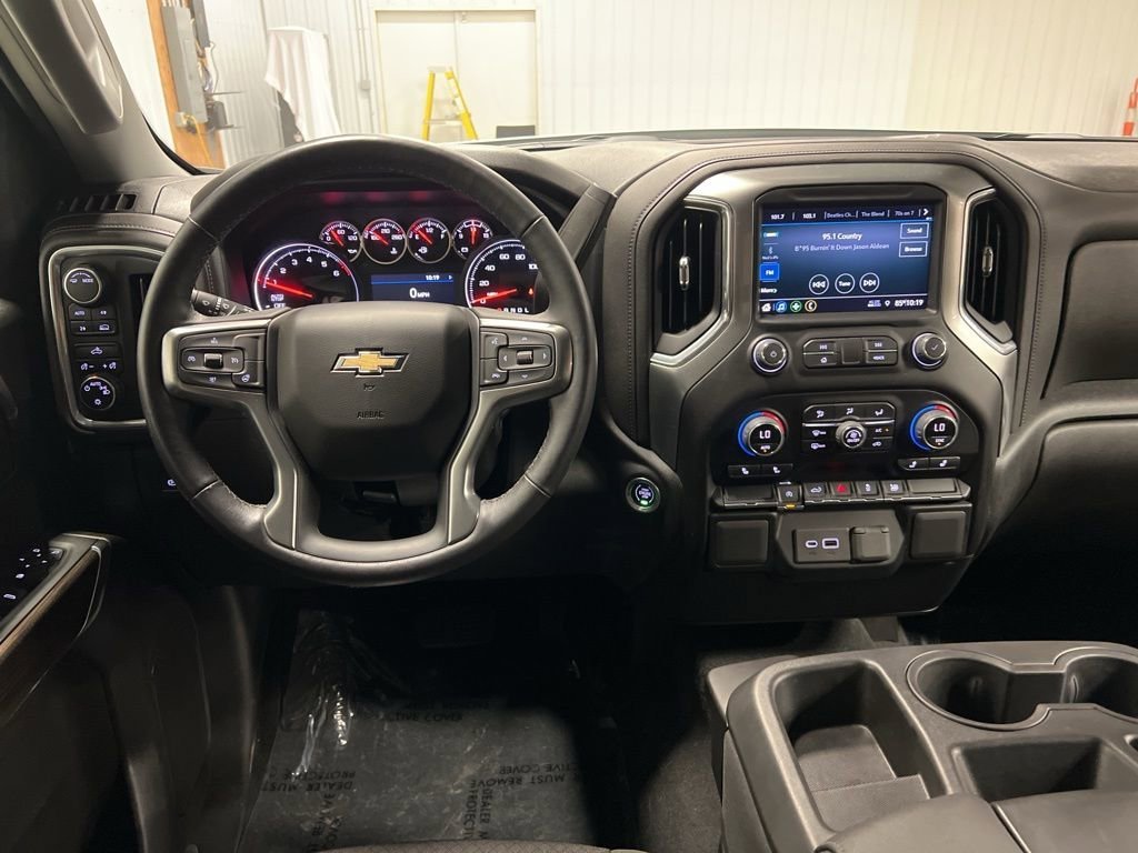 2022 Chevrolet Silverado 1500 LT - Photo 13