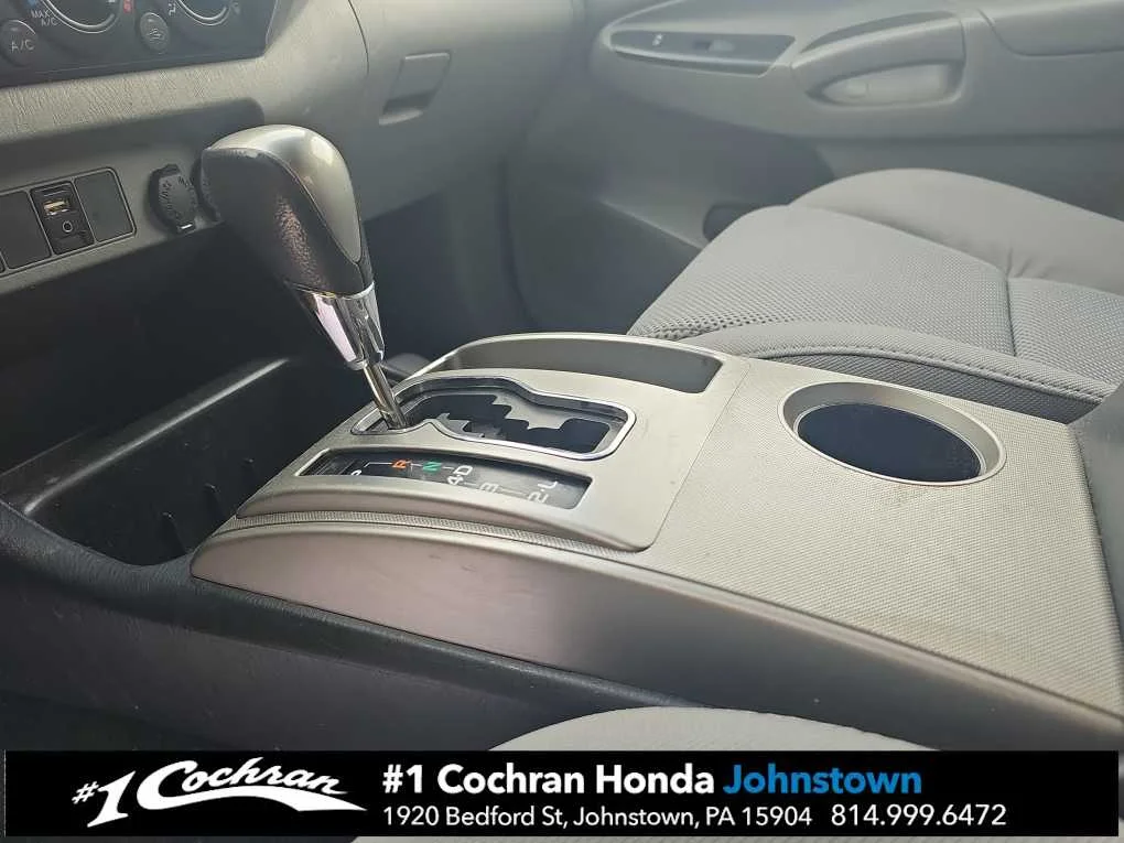 Used 2015 Super White Toyota  image 24