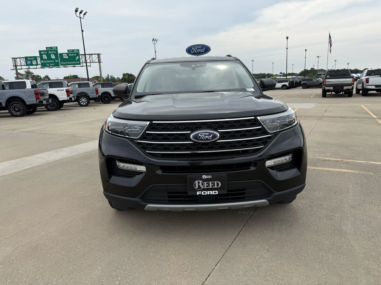 Used 2024 Agate Black Ford XLT image 3