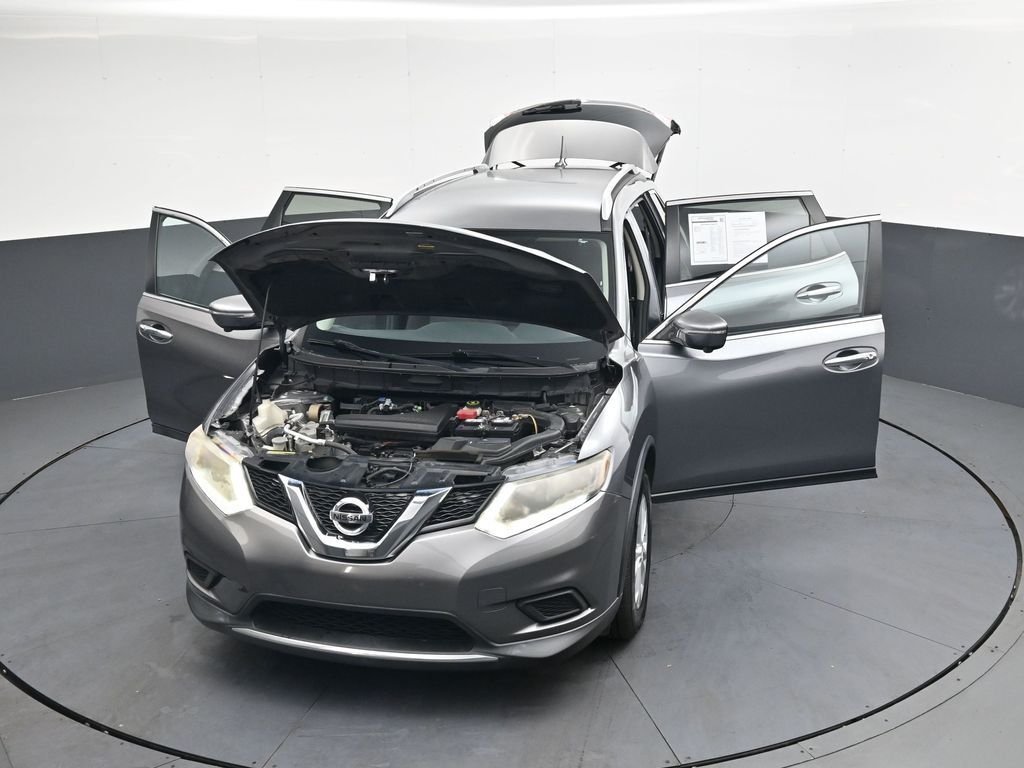 Used 2015 Gray Nissan SV image 51