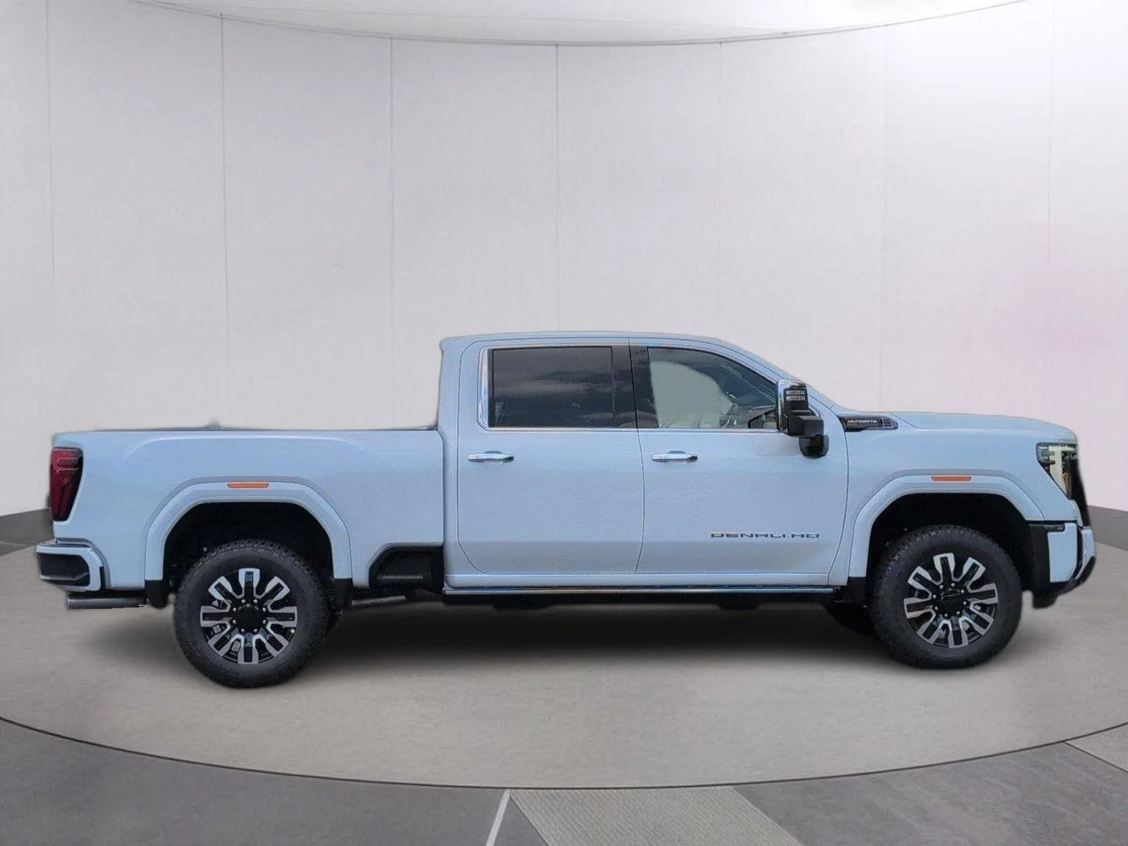 New 2026 Glacier White Tricoat GMC Denali Ultimate image 5