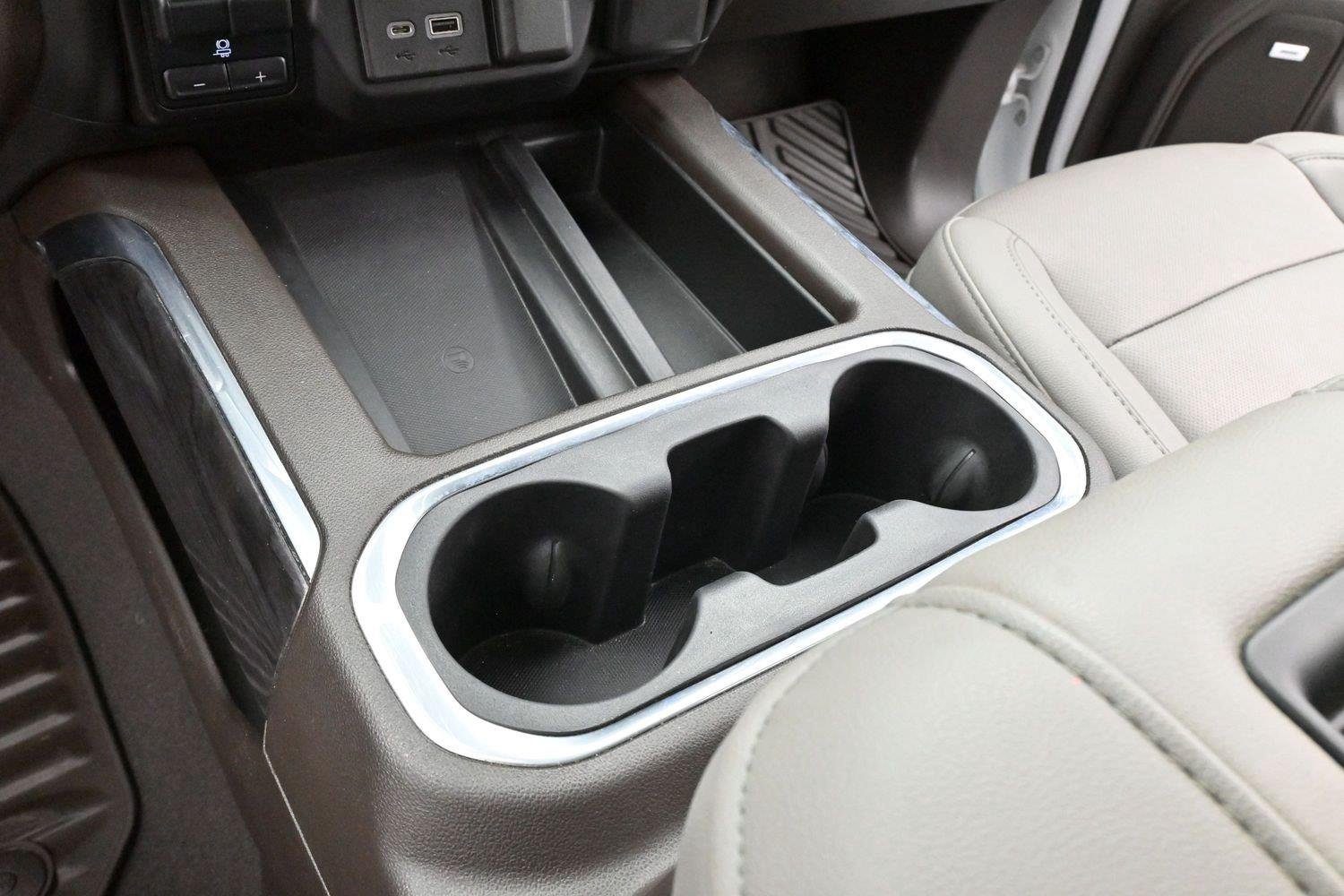 Used 2021 SUMMIT WHITE Chevrolet LTZ image 19