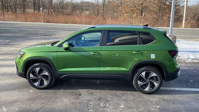2026 Volkswagen Taos SE - Photo 8