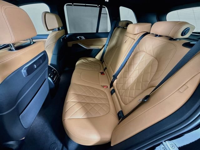New 2026 Black Sapphire Metallic BMW xDrive40i image 26