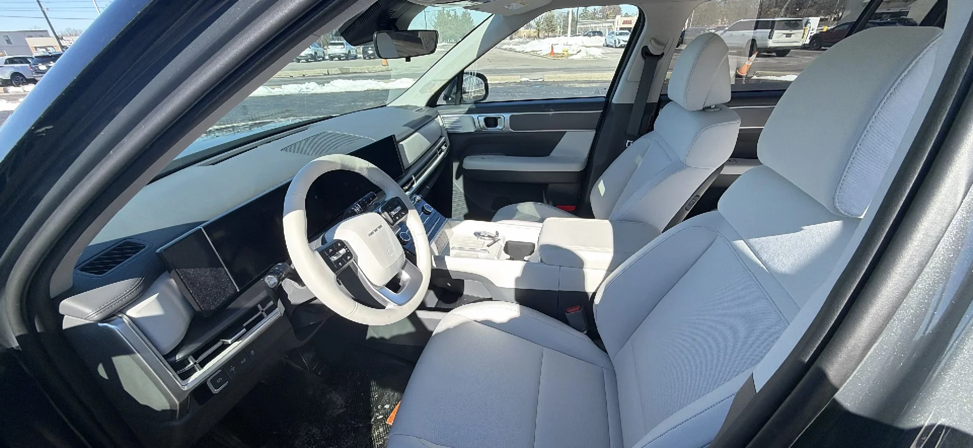 New 2026 Ecotronic Gray Metallic Hyundai SE image 13