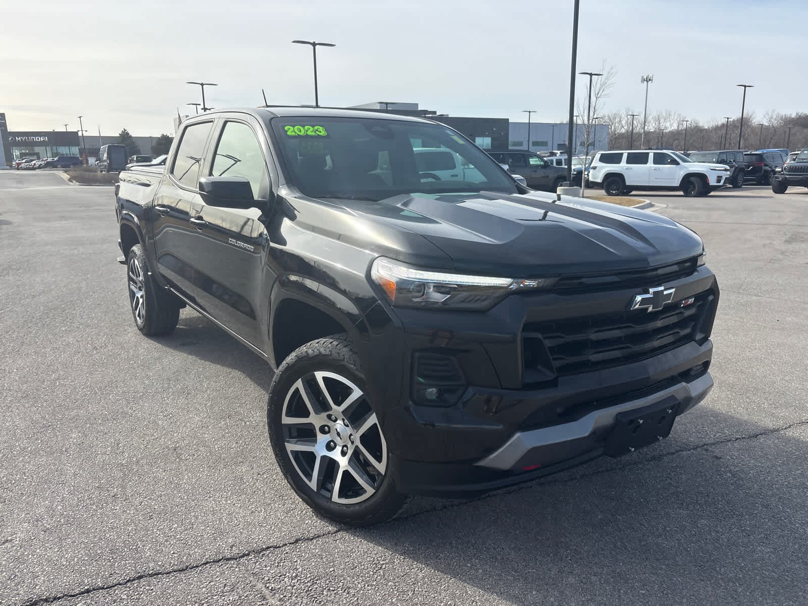 Used 2023 Chevrolet Colorado Z71 with VIN 1GCPTDEK9P1249330 for sale in Kansas City
