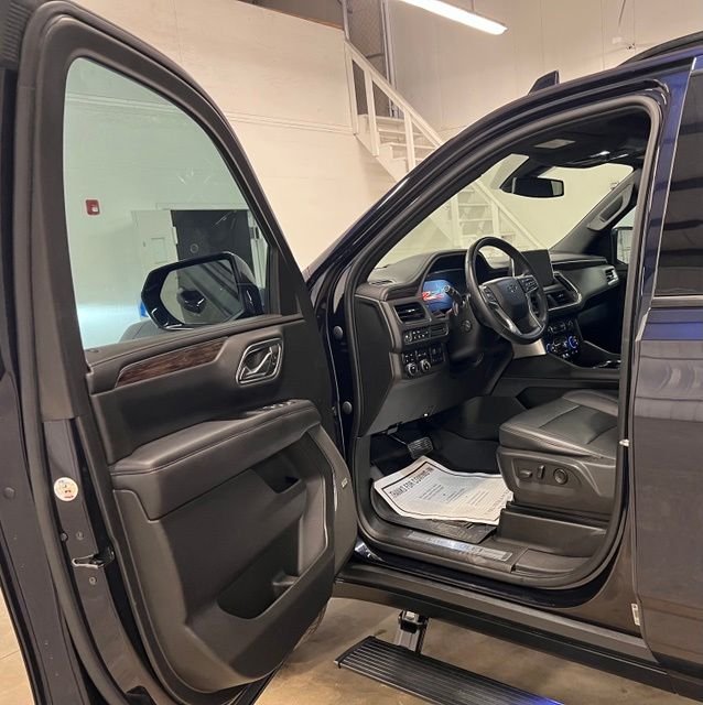 Used 2022 Blue Chevrolet Z71 image 22