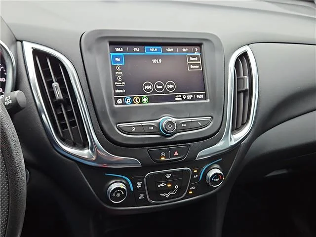 Used 2022 Mosaic Black Metallic Chevrolet LT w/1LT Front-wheel Drive image 15