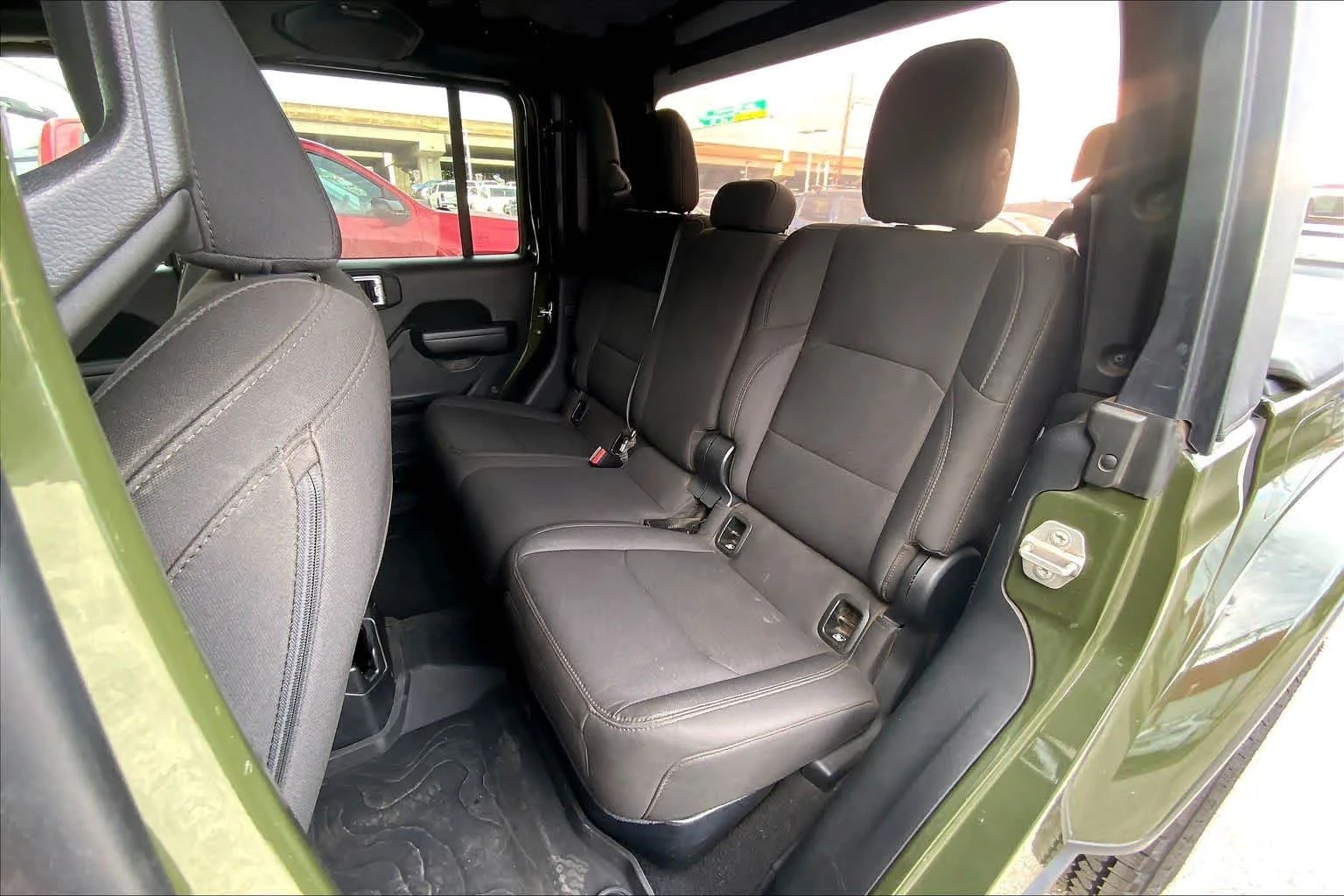 Used 2022 Grn/green Jeep Willys Sport image 28