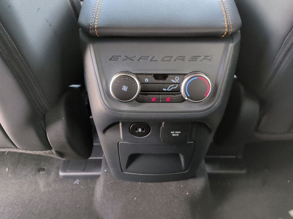 New 2026 Carbonized Gray Metallic Ford Tremor® image 40