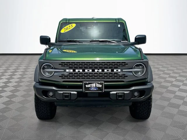 Used 2025 Green Ford Badlands image 2