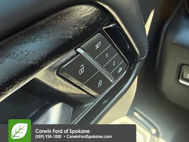 Used 2025 Onyx Black GMC AT4X image 23