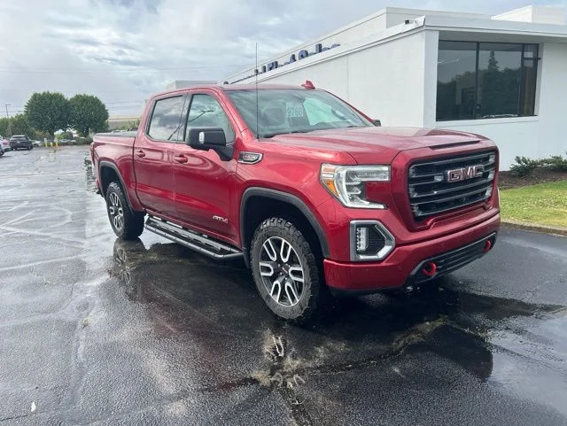 2022 GMC Sierra 4WD Crew Cab Short Box AT4's photo