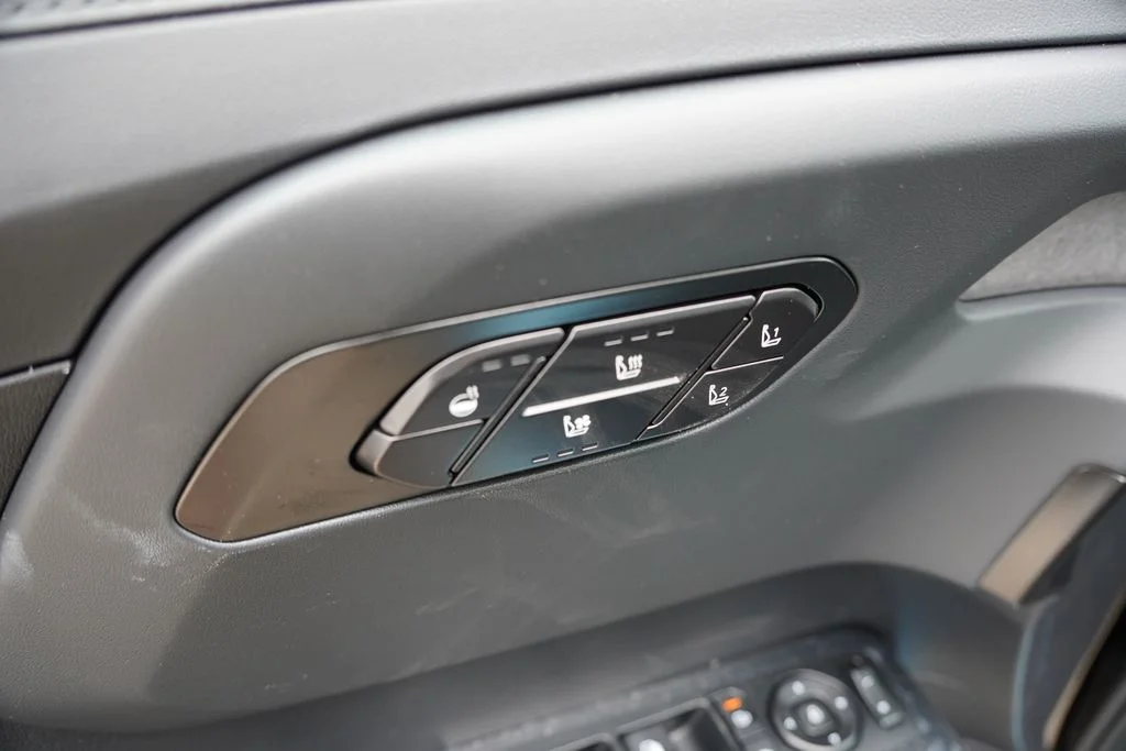 New 2027 Ebony Black Kia X-PRO SX image 16