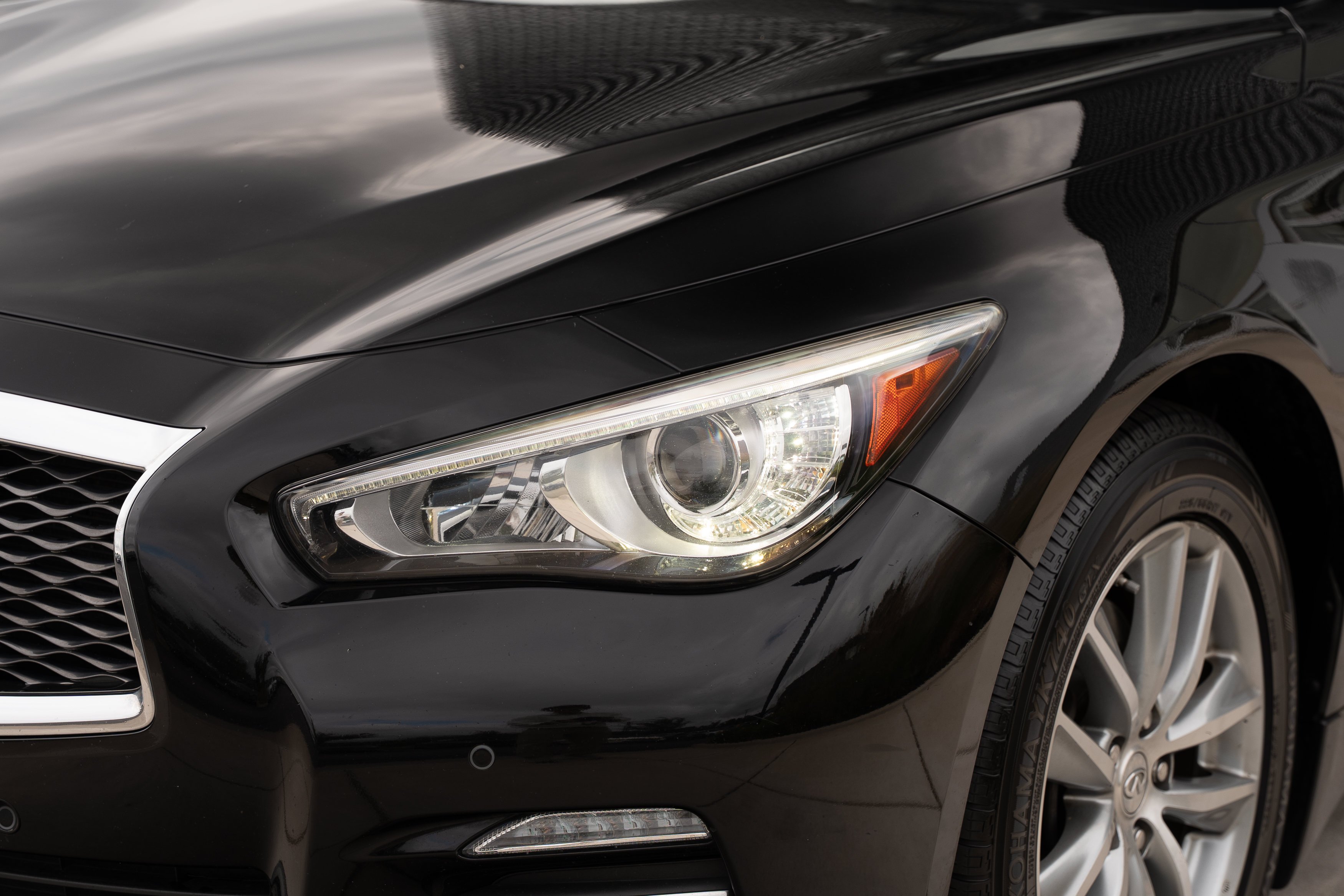 Used 2014 Black Obsidian INFINITI Premium image 30