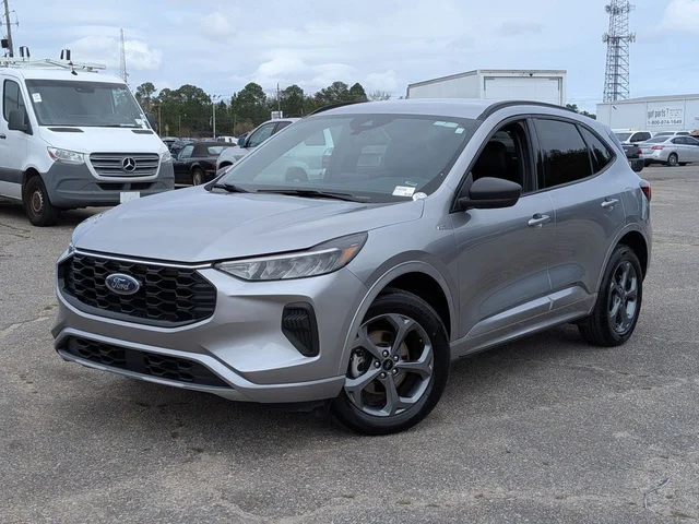 2024 Ford Escape ST-Line AWD's photo