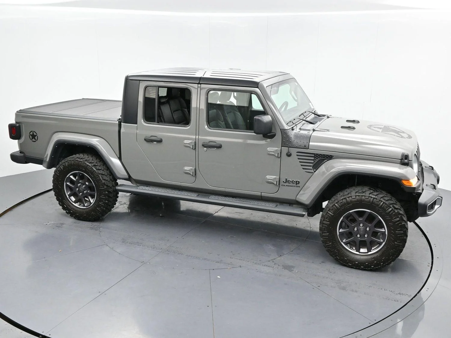 Used 2022 Sting-Gray Clearcoat Jeep Overland image 35