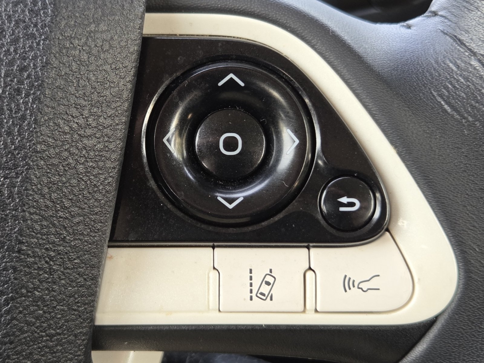 Used 2017 Blue Toyota Three Touring image 11