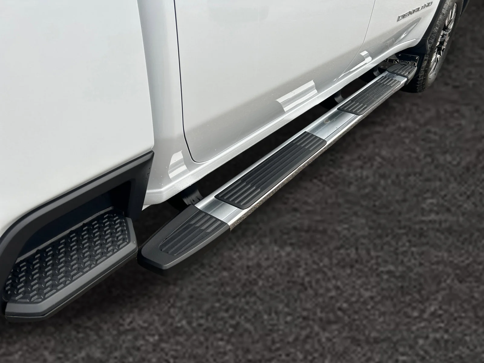 New 2026 Glacier White Tricoat GMC Denali image 11