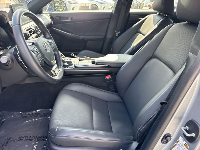 Certified Used 2025 IRIDIUM Lexus 300 image 11