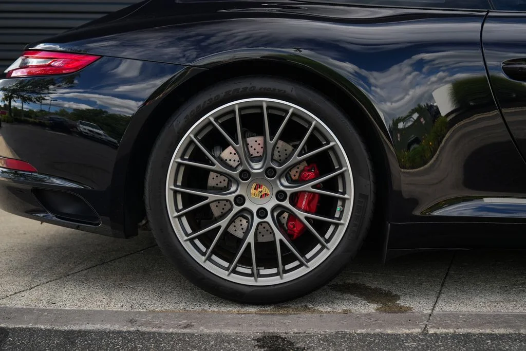 Certified Used 2018  Porsche Carrera S image 31