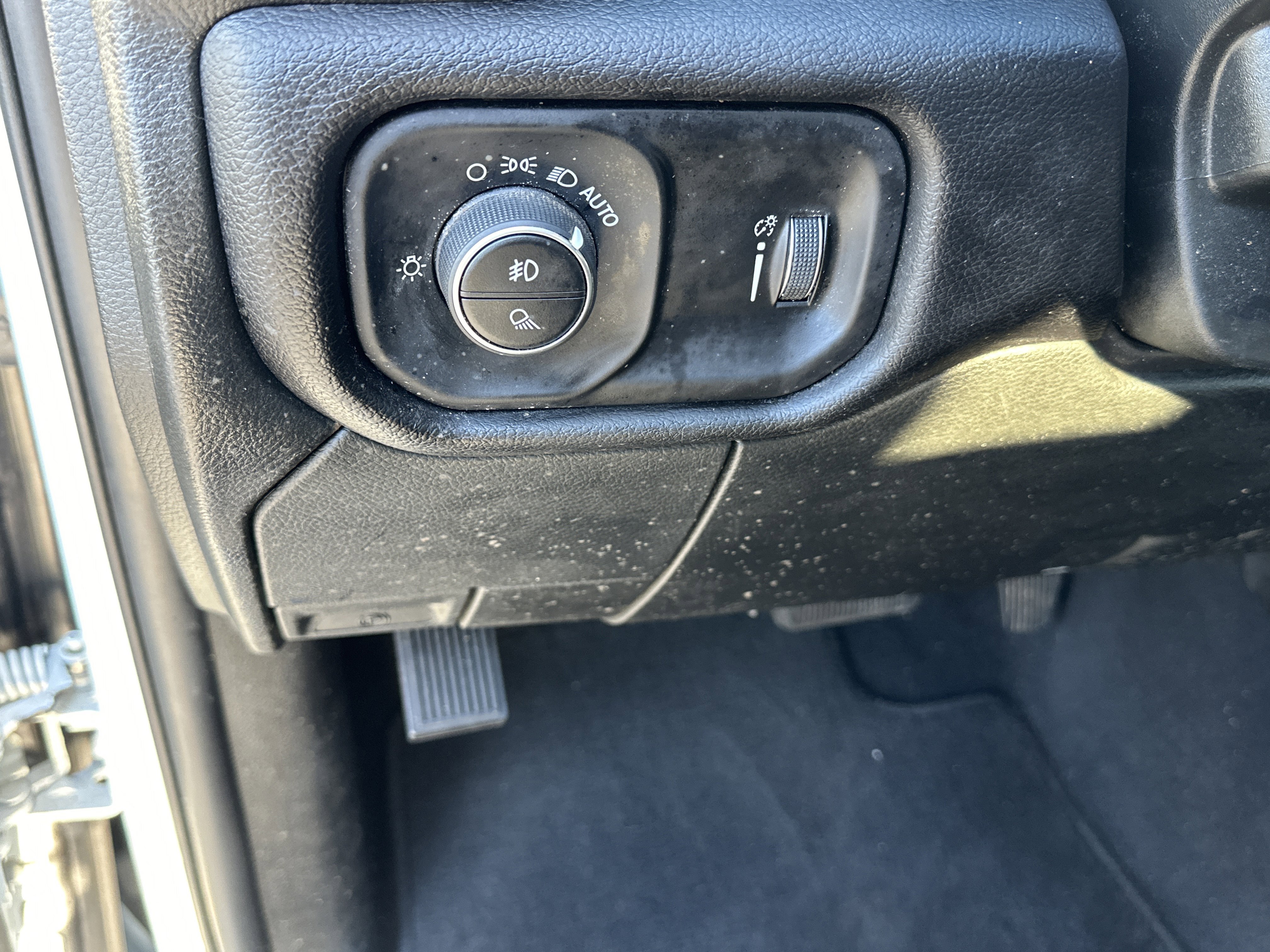 Used 2024 Bright White Clearcoat Ram Big Horn image 28