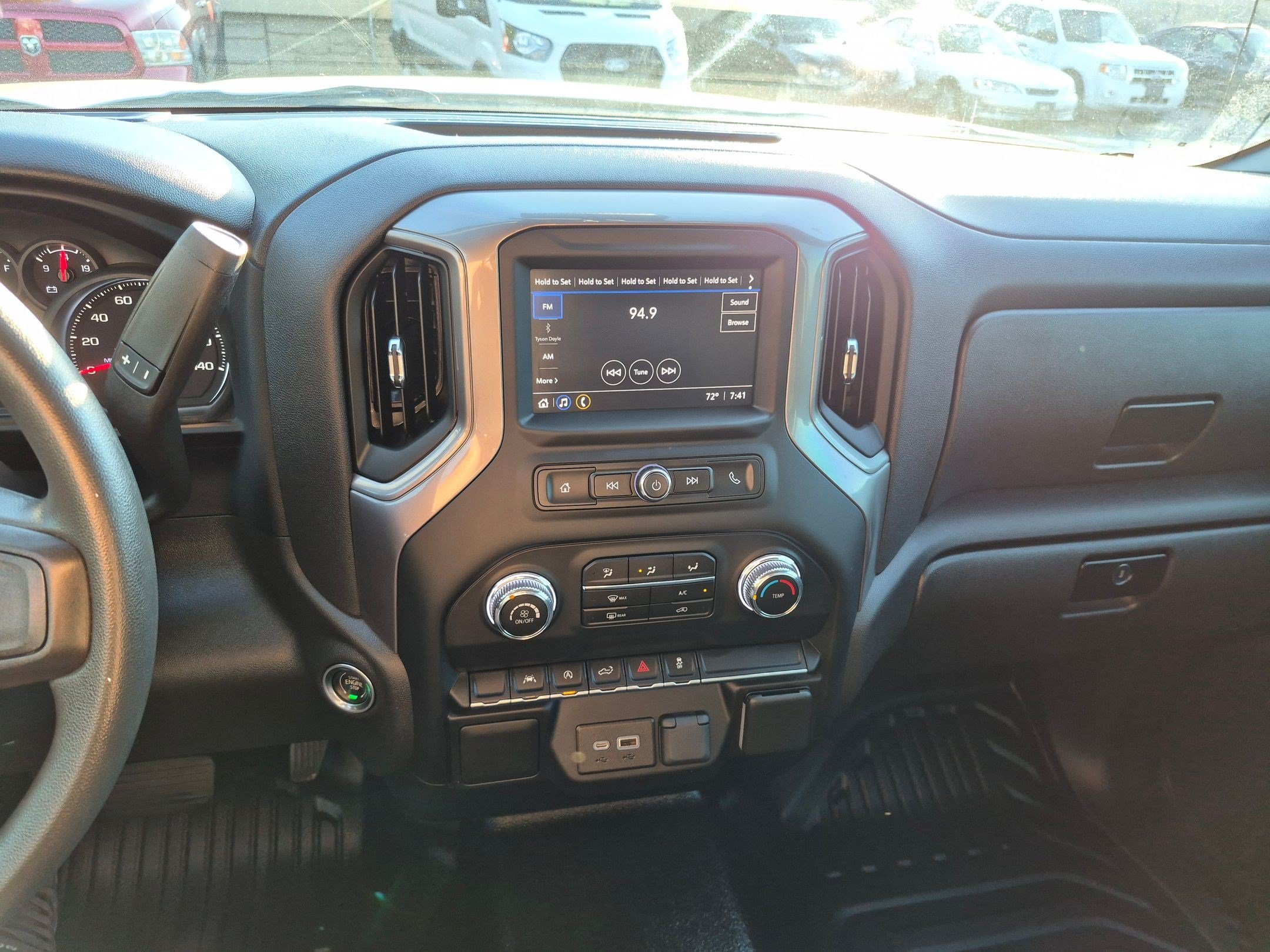 Used 2022 Summit White GMC Pro image 23