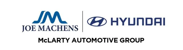 Used 2025 Silver Hyundai SEL Convenience image 36